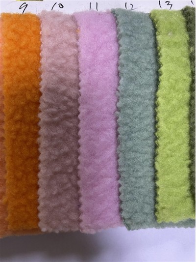 DG-LXF  雙面羊羔絨  幅寬：160CM 克重：300g/m² 側面照